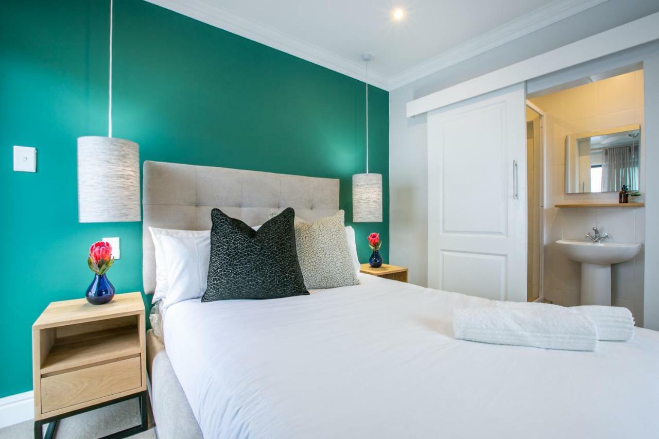 Hout & About Guest House Hout Bay Luaran gambar